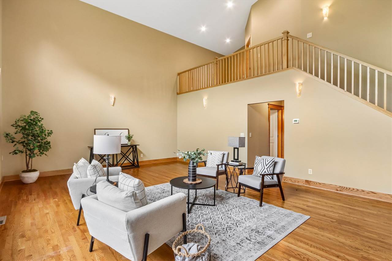 113 Bedford Road Williamsburg IA 52361
