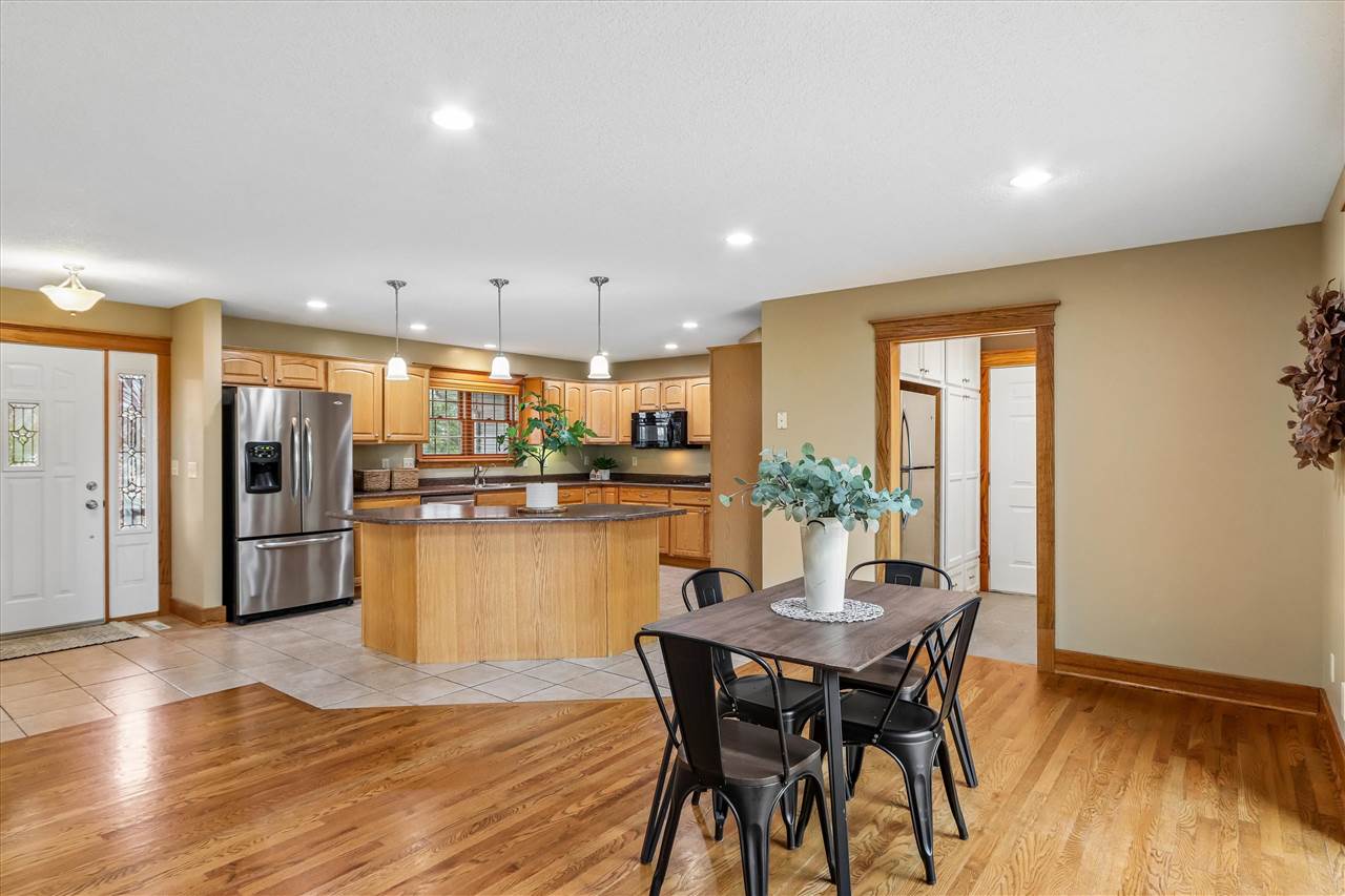 113 Bedford Road Williamsburg IA 52361