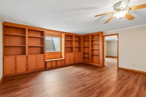 113 Bedford Road Williamsburg IA 52361