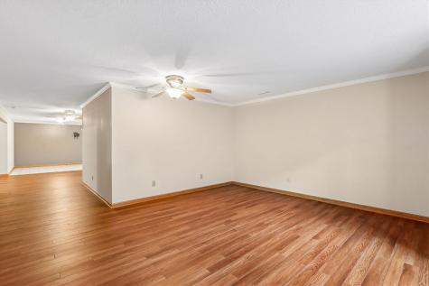 113 Bedford Road Williamsburg IA 52361