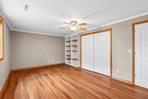 113 Bedford Road Williamsburg IA 52361