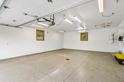 113 Bedford Road Williamsburg IA 52361