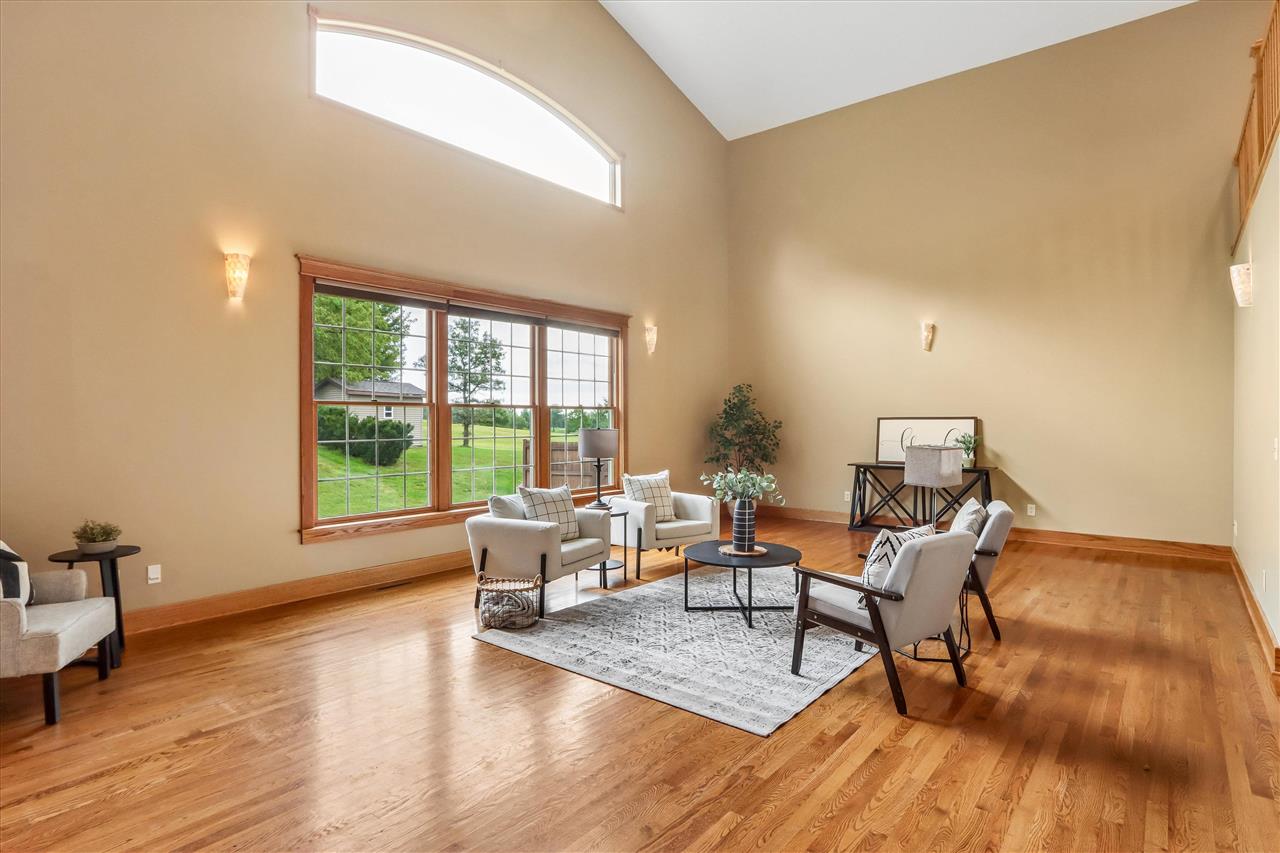 113 Bedford Road Williamsburg IA 52361