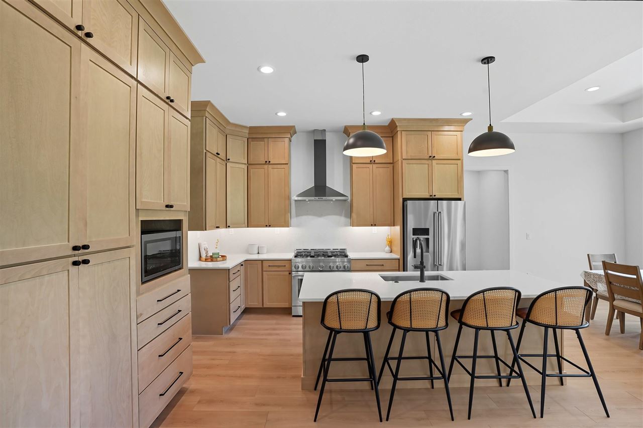 4218 Pleasant Valley Drive SE Iowa City IA 52240