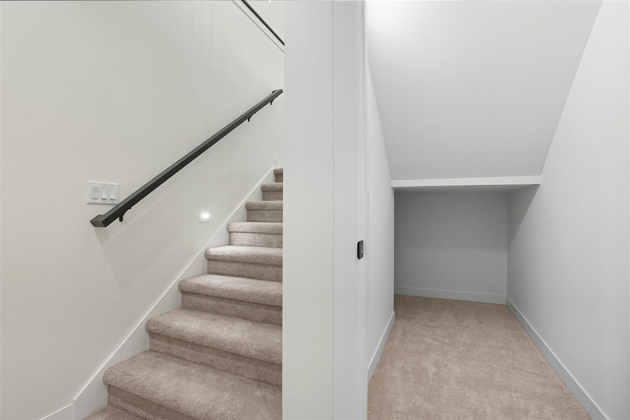 4218 Pleasant Valley Drive SE Iowa City IA 52240