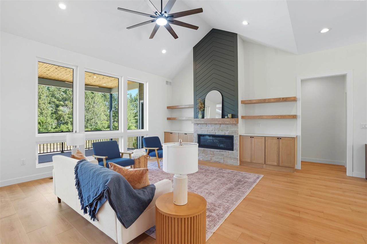 4218 Pleasant Valley Drive SE Iowa City IA 52240