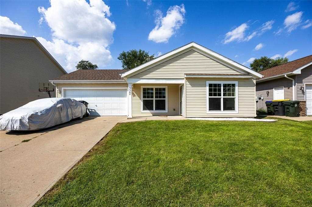 1542 Dickenson Lane Iowa City IA 52240