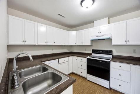 1542 Dickenson Lane Iowa City IA 52240