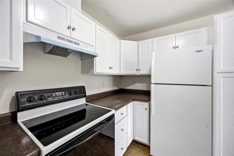 1542 Dickenson Lane Iowa City IA 52240