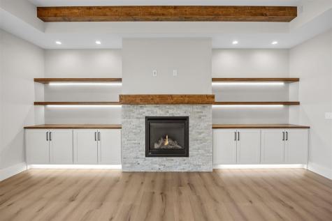 612 Rock Ridge Road Tiffin IA 52340