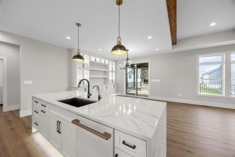 612 Rock Ridge Road Tiffin IA 52340