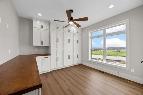 612 Rock Ridge Road Tiffin IA 52340