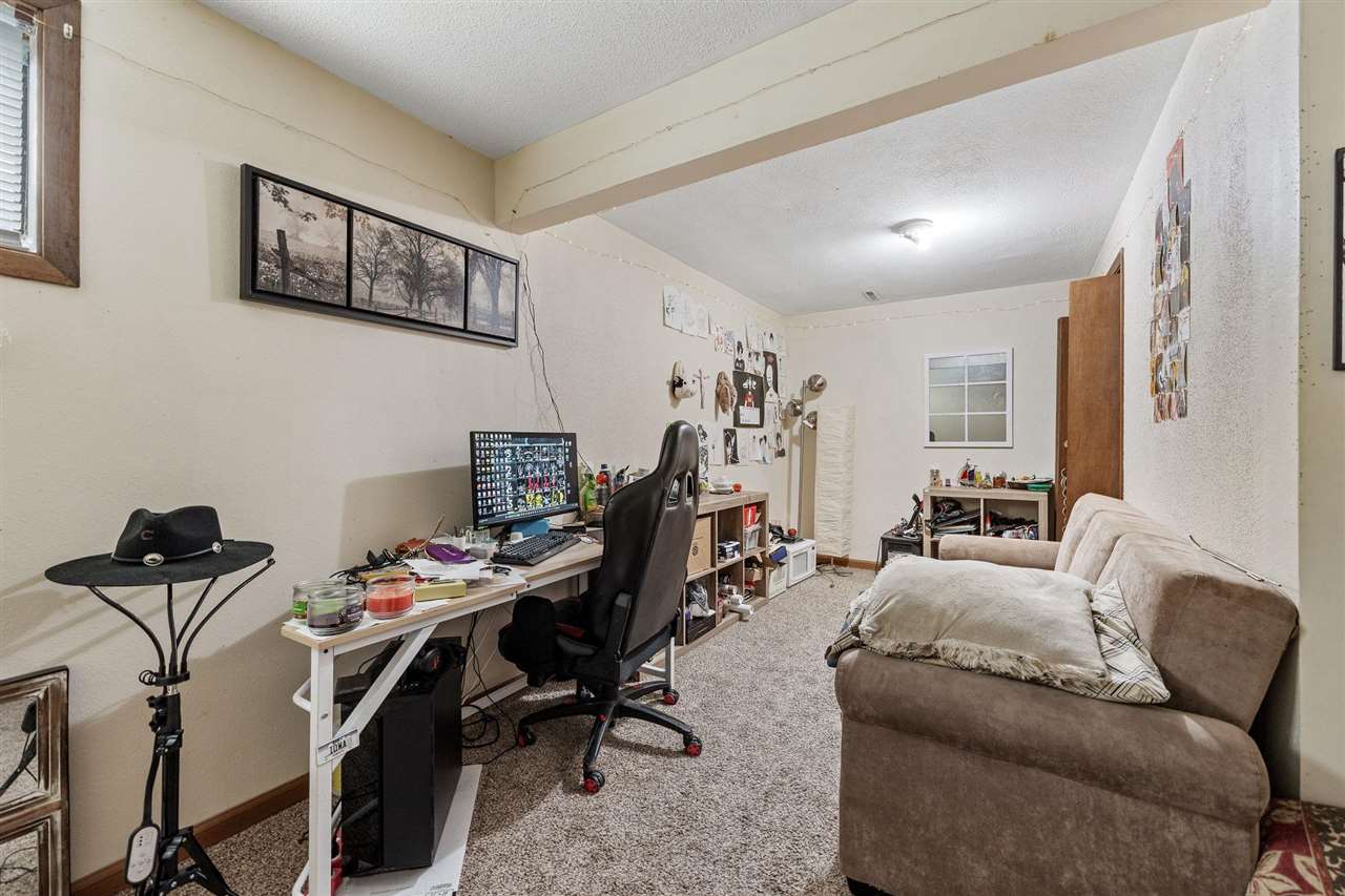 1951 South Ridge Coralville IA 52241