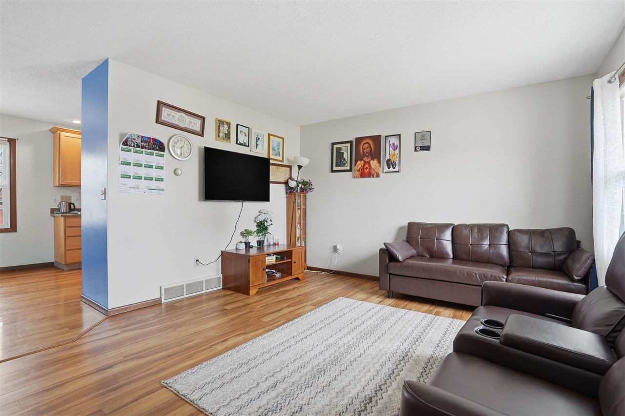 316 South Hill Avenue Columbus Junction IA 52738