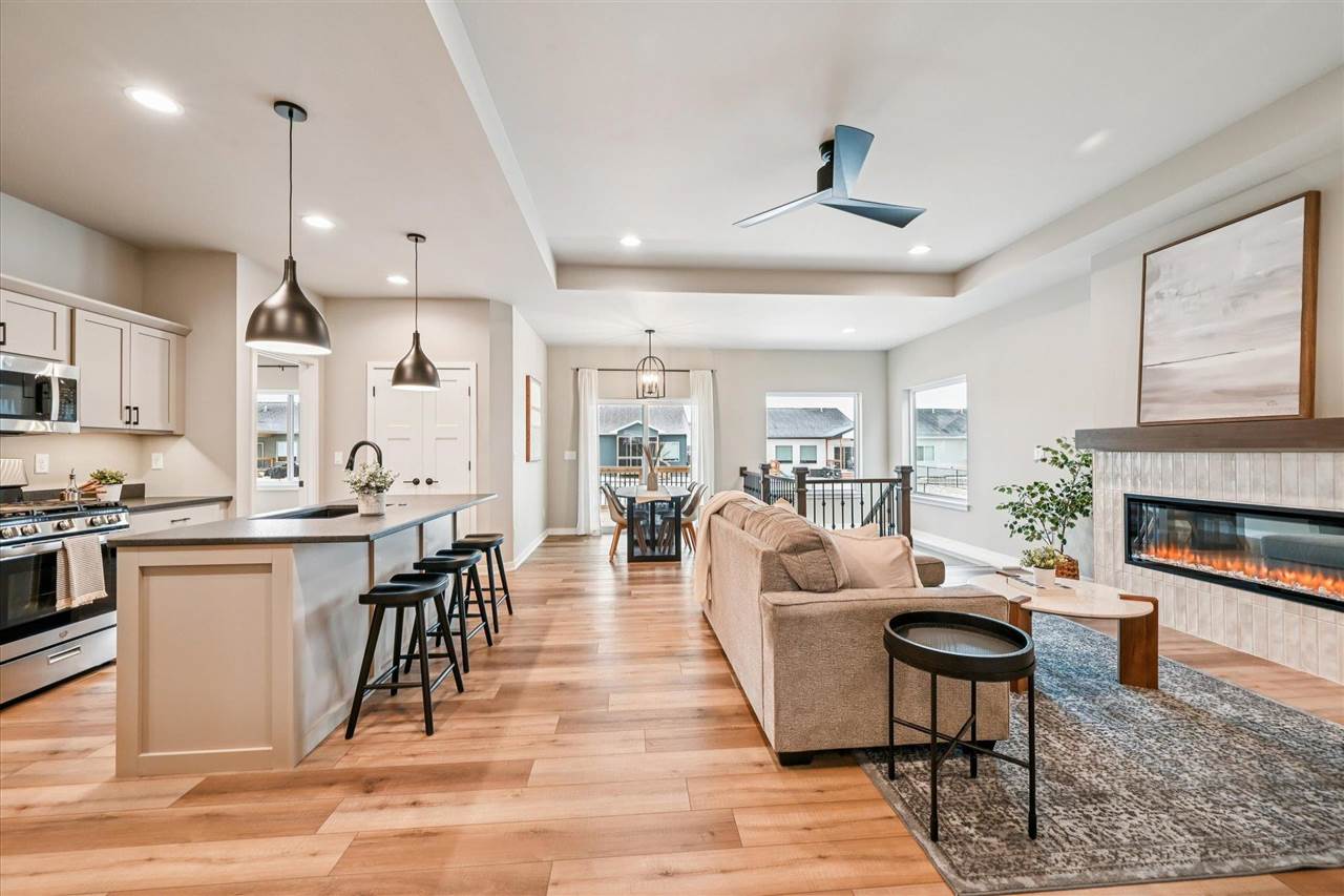870 Kaiser Street North Liberty IA 52317