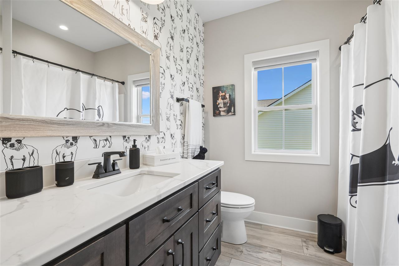6118 NE Rapids Ridge Road Cedar Rapids IA 52411
