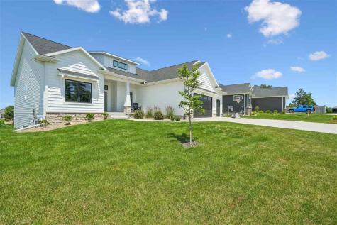 6118 NE Rapids Ridge Road Cedar Rapids IA 52411