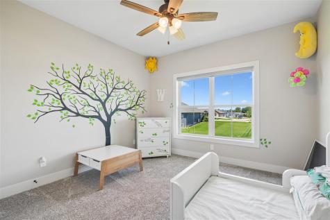 6118 NE Rapids Ridge Road Cedar Rapids IA 52411