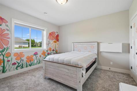 6118 NE Rapids Ridge Road Cedar Rapids IA 52411