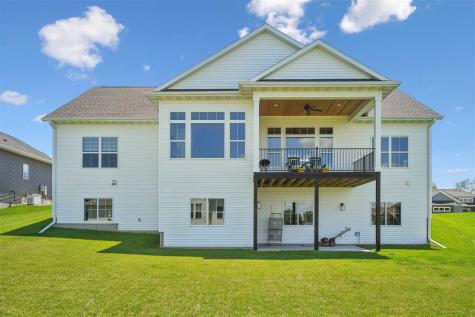 6118 NE Rapids Ridge Road Cedar Rapids IA 52411