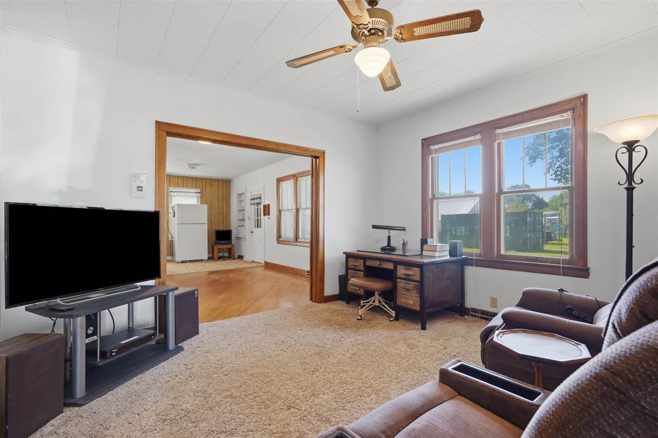 202 Liberty Street Conesville IA 52739