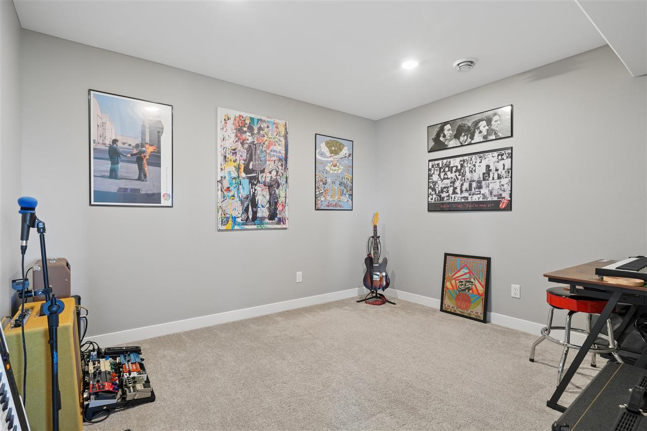 1555 Parker Court North Liberty IA 52317