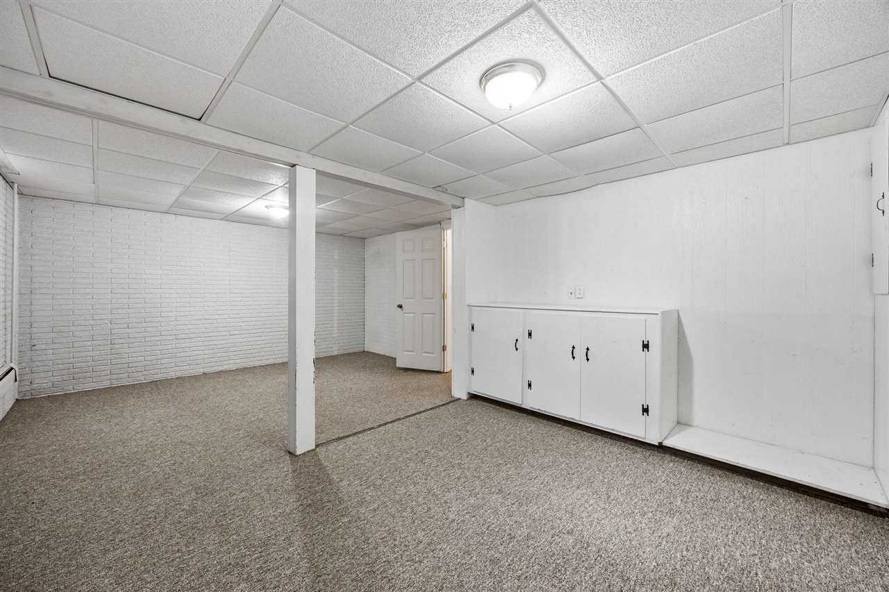 108 Parkview Court Tipton IA 52772