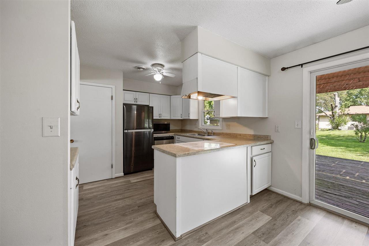 108 Parkview Court Tipton IA 52772