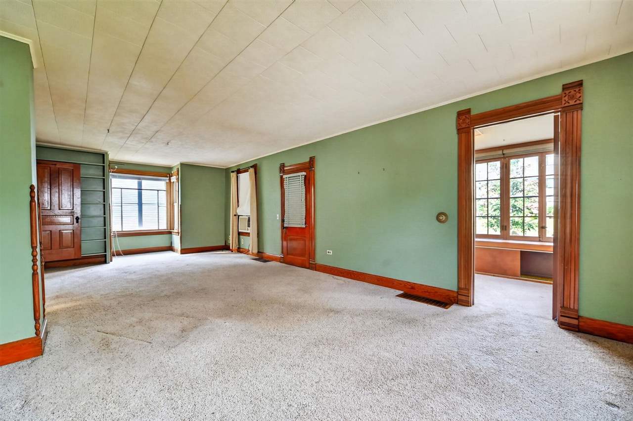 26 N Governor Street Iowa City IA 52245
