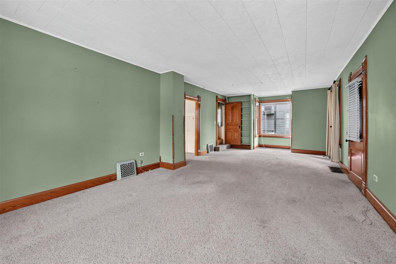 26 N Governor Street Iowa City IA 52245
