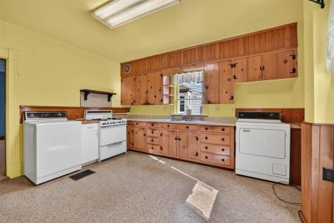 26 N Governor Street Iowa City IA 52245