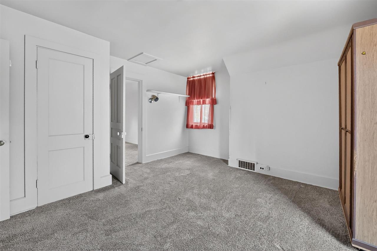 26 N Governor Street Iowa City IA 52245