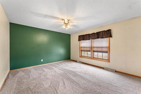920 S 4th Street Wapello IA 52653