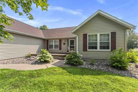 920 S 4th Street Wapello IA 52653