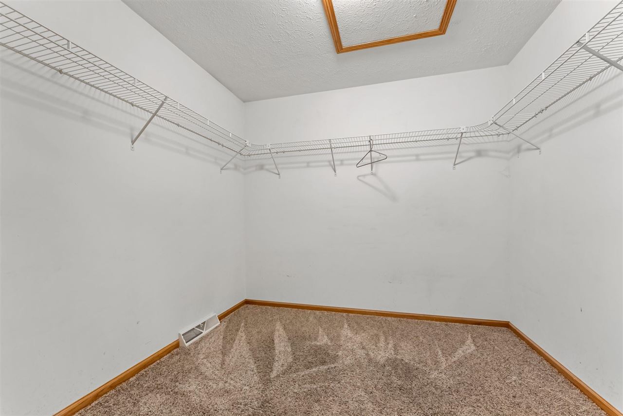 920 S 4th Street Wapello IA 52653