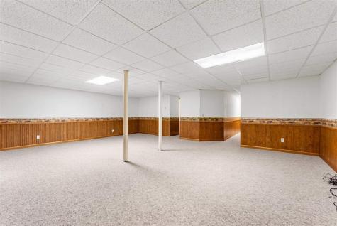 920 S 4th Street Wapello IA 52653