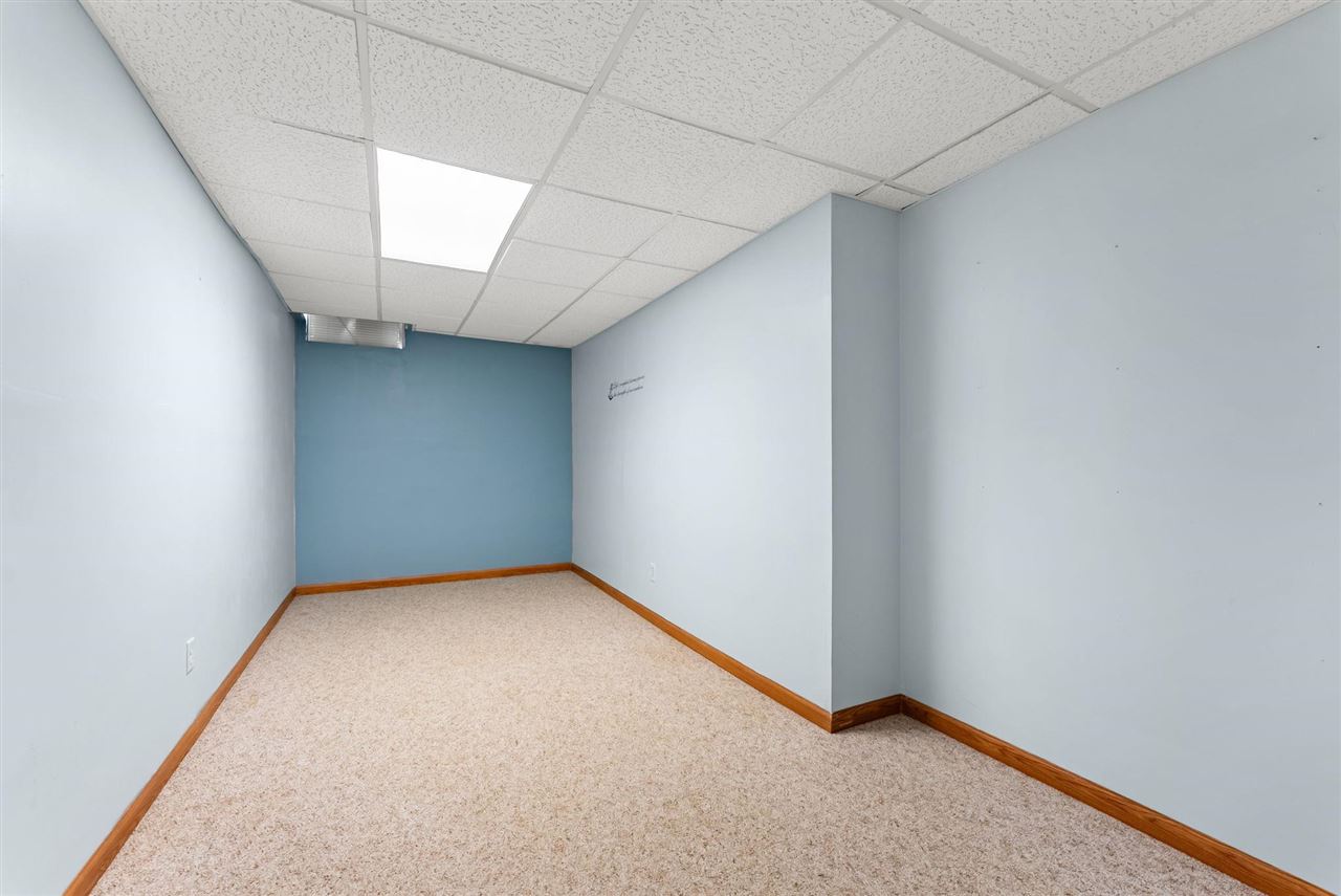920 S 4th Street Wapello IA 52653
