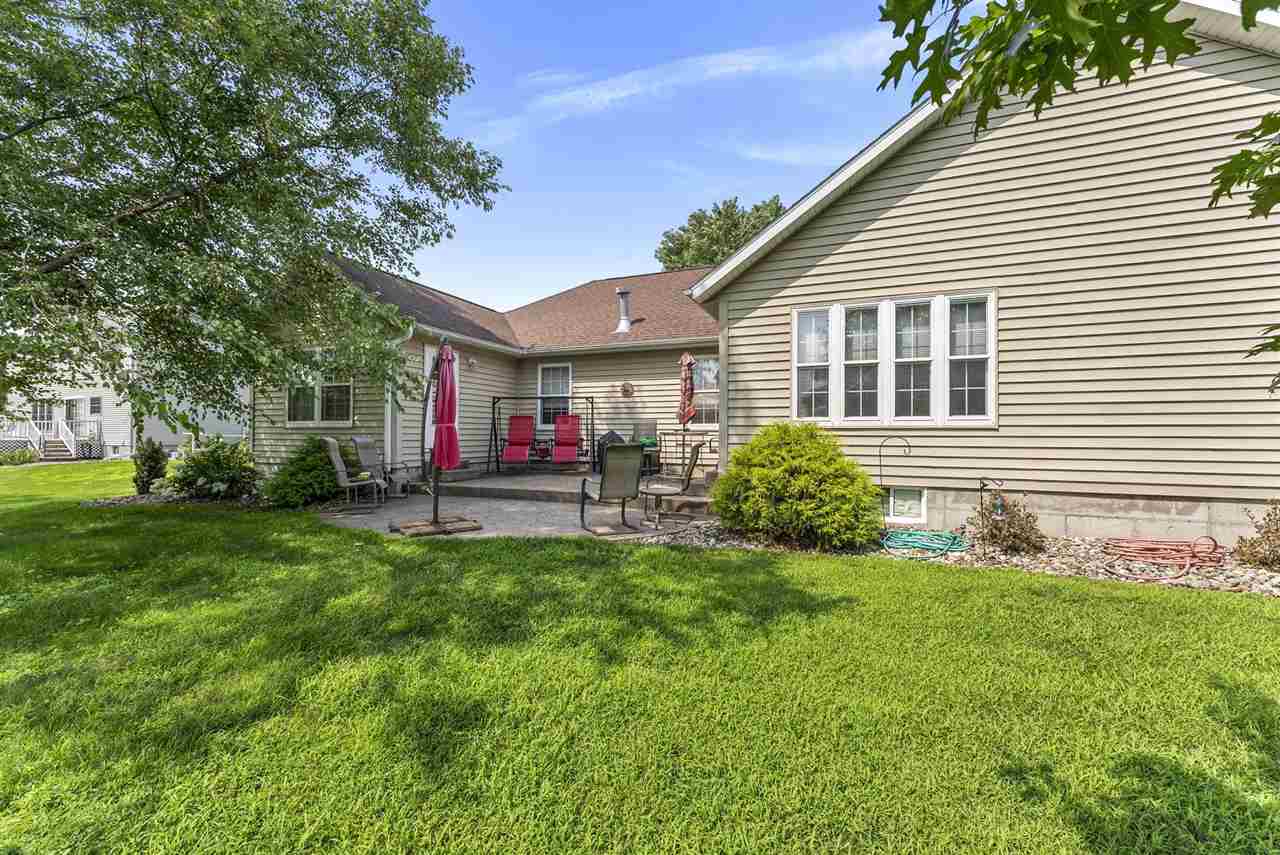 920 S 4th Street Wapello IA 52653