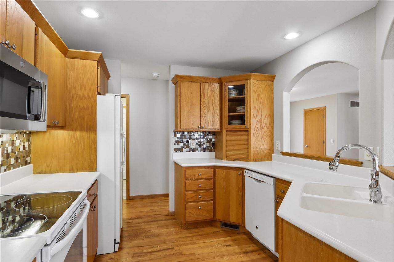 445 Breconshire Lane Coralville IA 52241