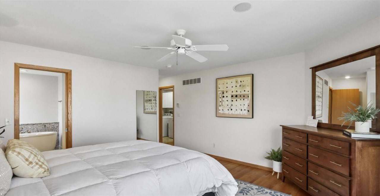 445 Breconshire Lane Coralville IA 52241