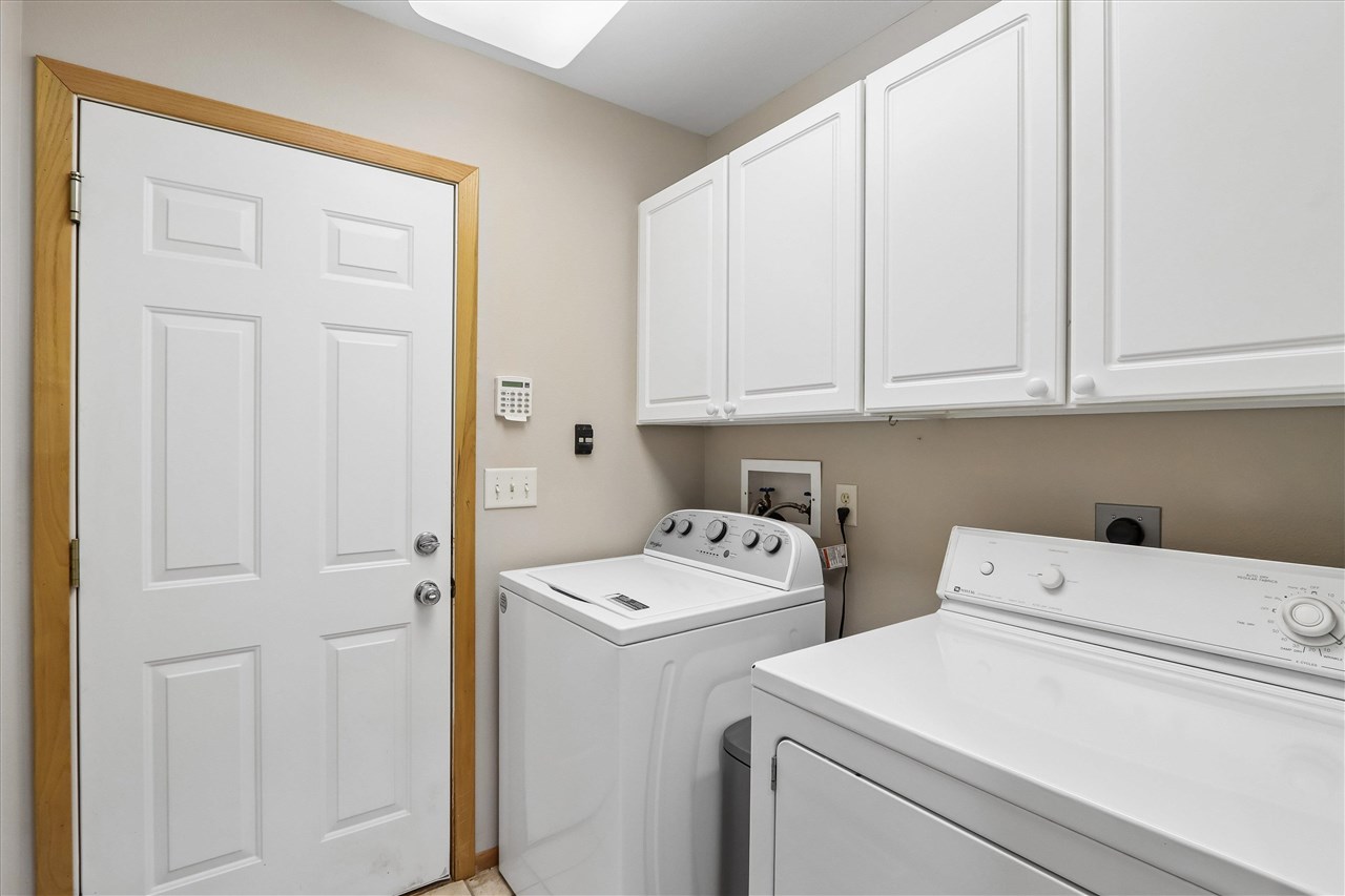 445 Breconshire Lane Coralville IA 52241