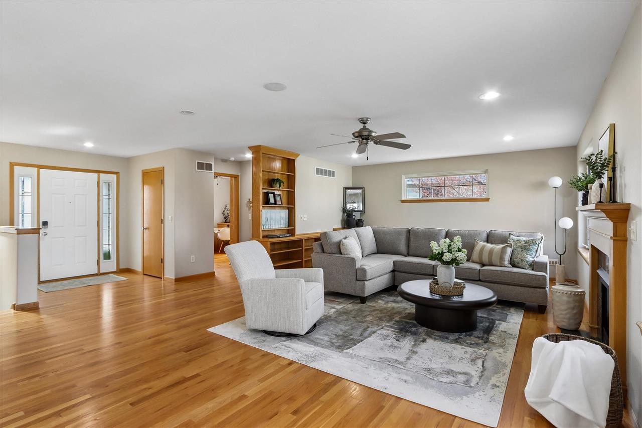 445 Breconshire Lane Coralville IA 52241