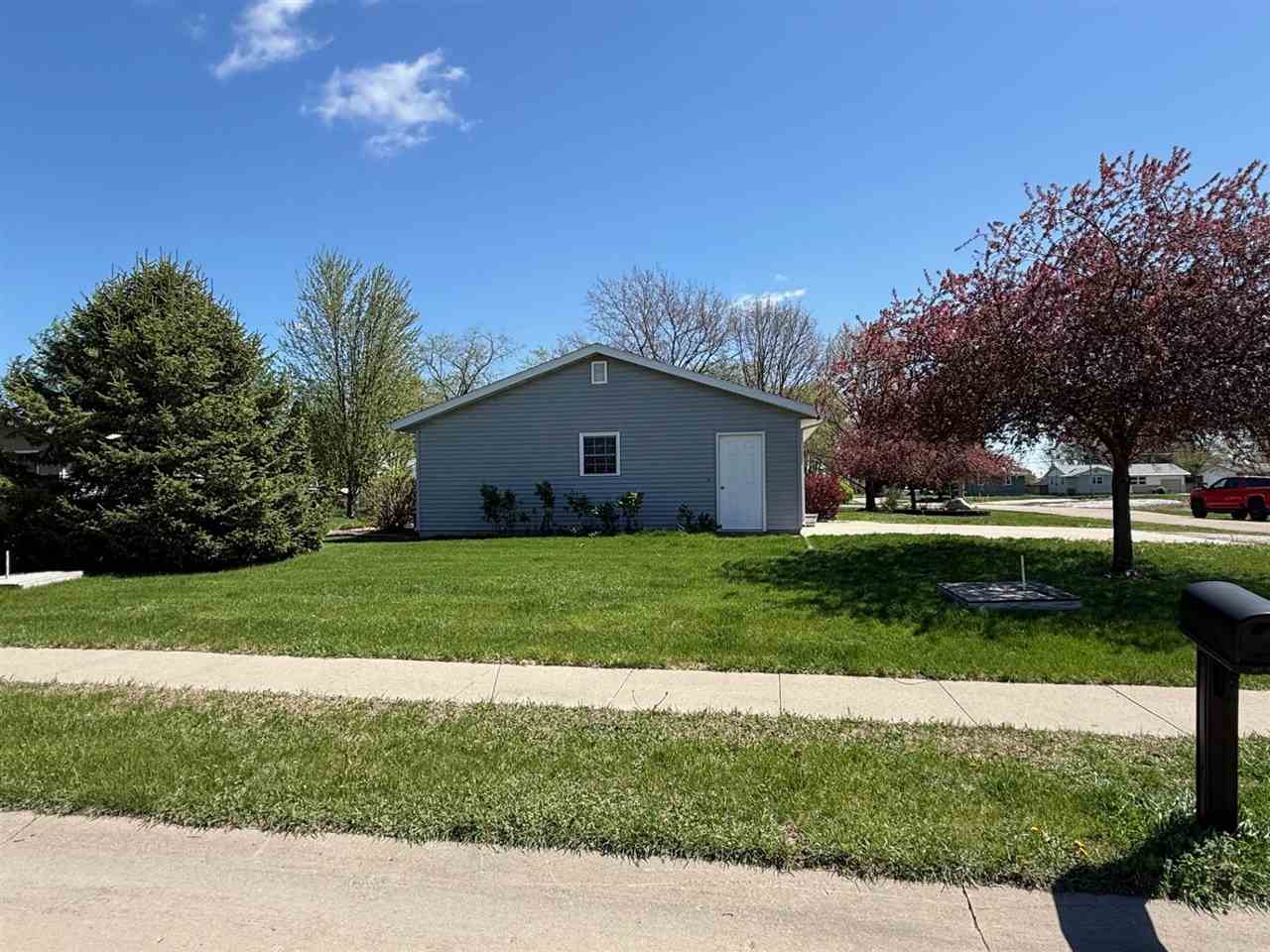 502 E 13th Street Washington IA 52353