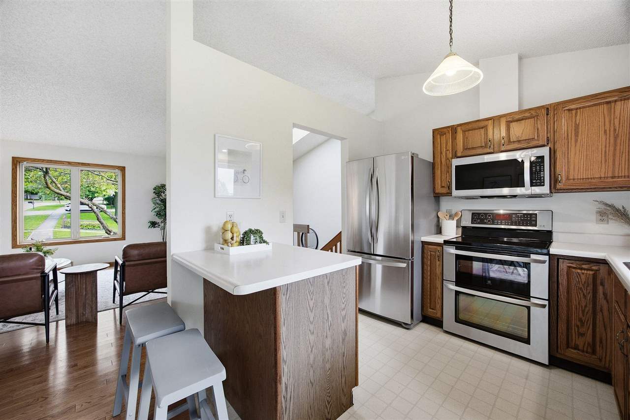 1760 Lynncrest Drive Coralville IA 52241