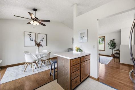 1760 Lynncrest Drive Coralville IA 52241
