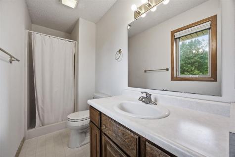 1760 Lynncrest Drive Coralville IA 52241