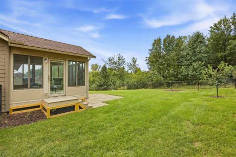 1760 Lynncrest Drive Coralville IA 52241