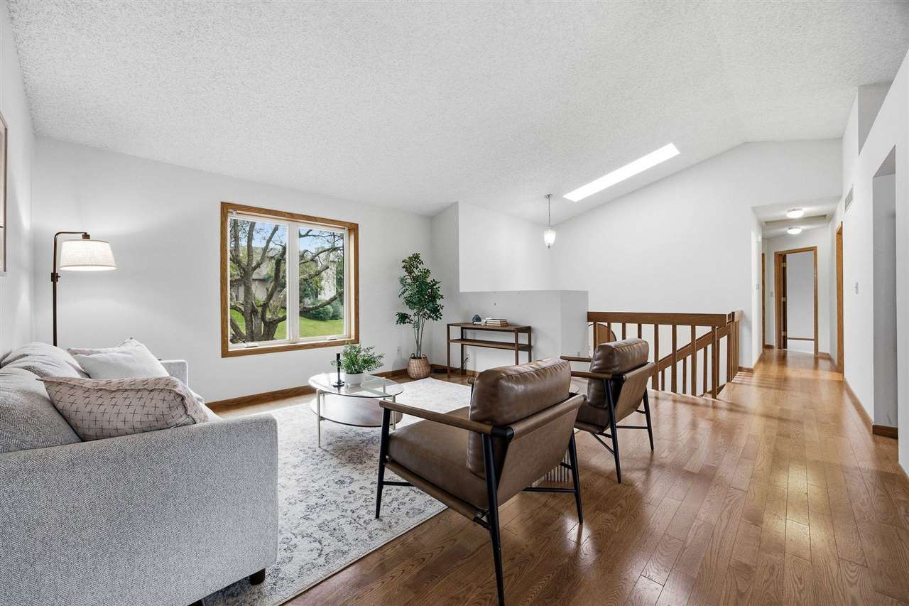 1760 Lynncrest Drive Coralville IA 52241