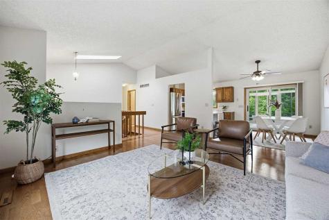 1760 Lynncrest Drive Coralville IA 52241