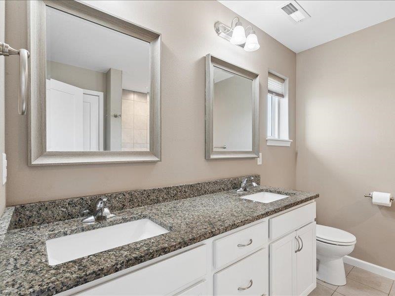 1120 Mary Lane North Liberty IA 52317
